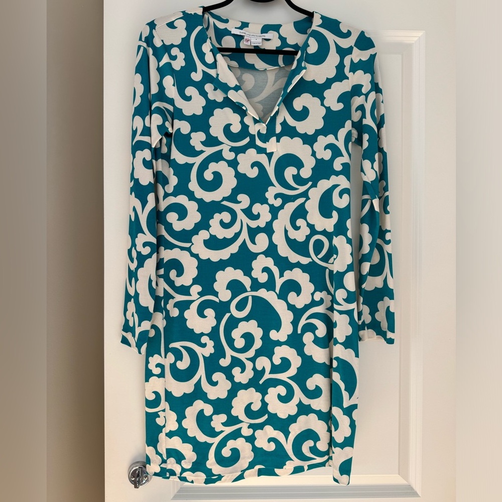 DVF Diane Von Furstenberg Silk Blend Knit Printed Shift Dress 4